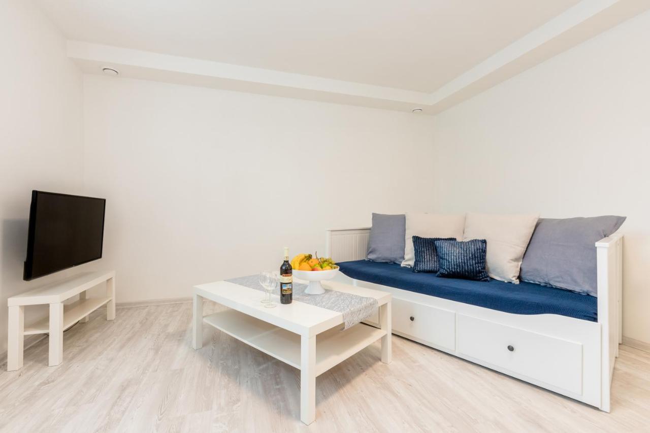 Apartmany Jedovary Trhové Sviny エクステリア 写真