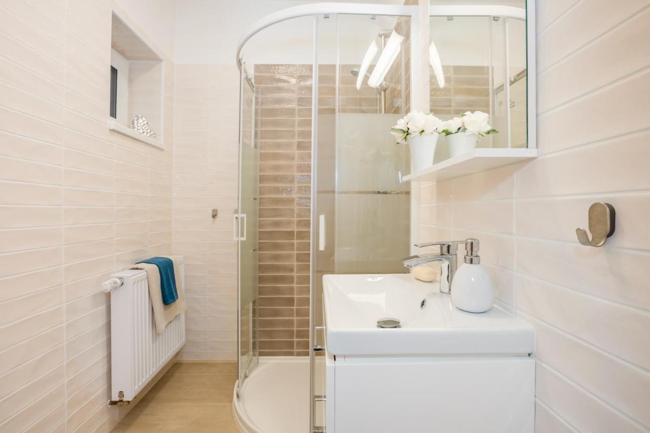 Apartmany Jedovary Trhové Sviny エクステリア 写真
